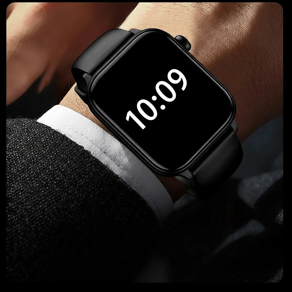 Smartwatch with Activity Tracking (Black)