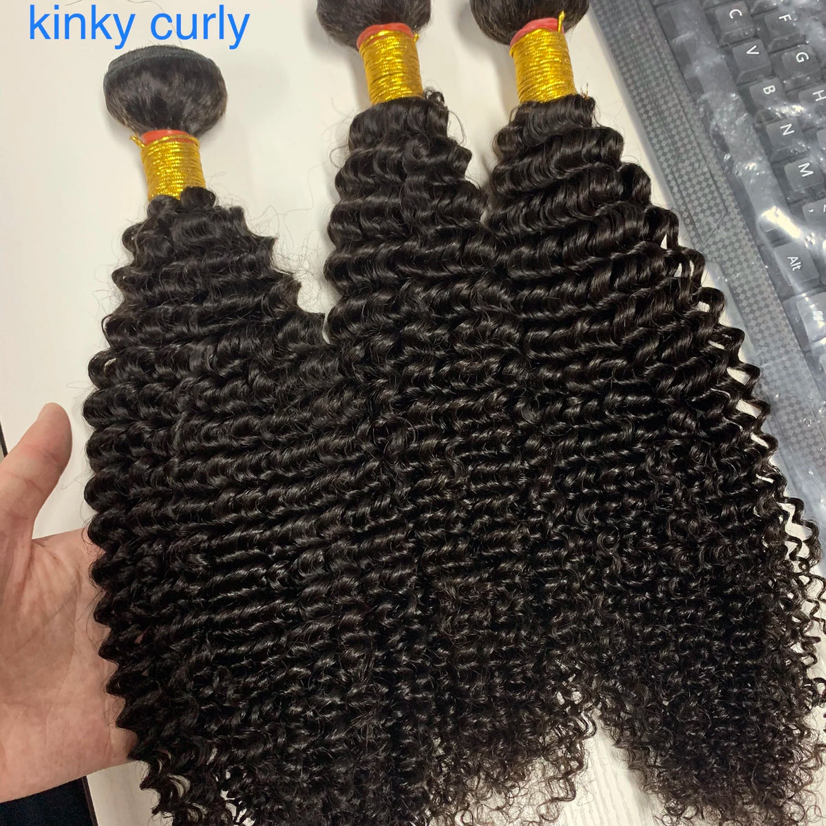 Extensiones de cabello camboyano 100% crudo baratos, paquetes de cabello humano virgen hinchable Fumi, paquetes de cabello crudo vietnamita rizado indio birmano